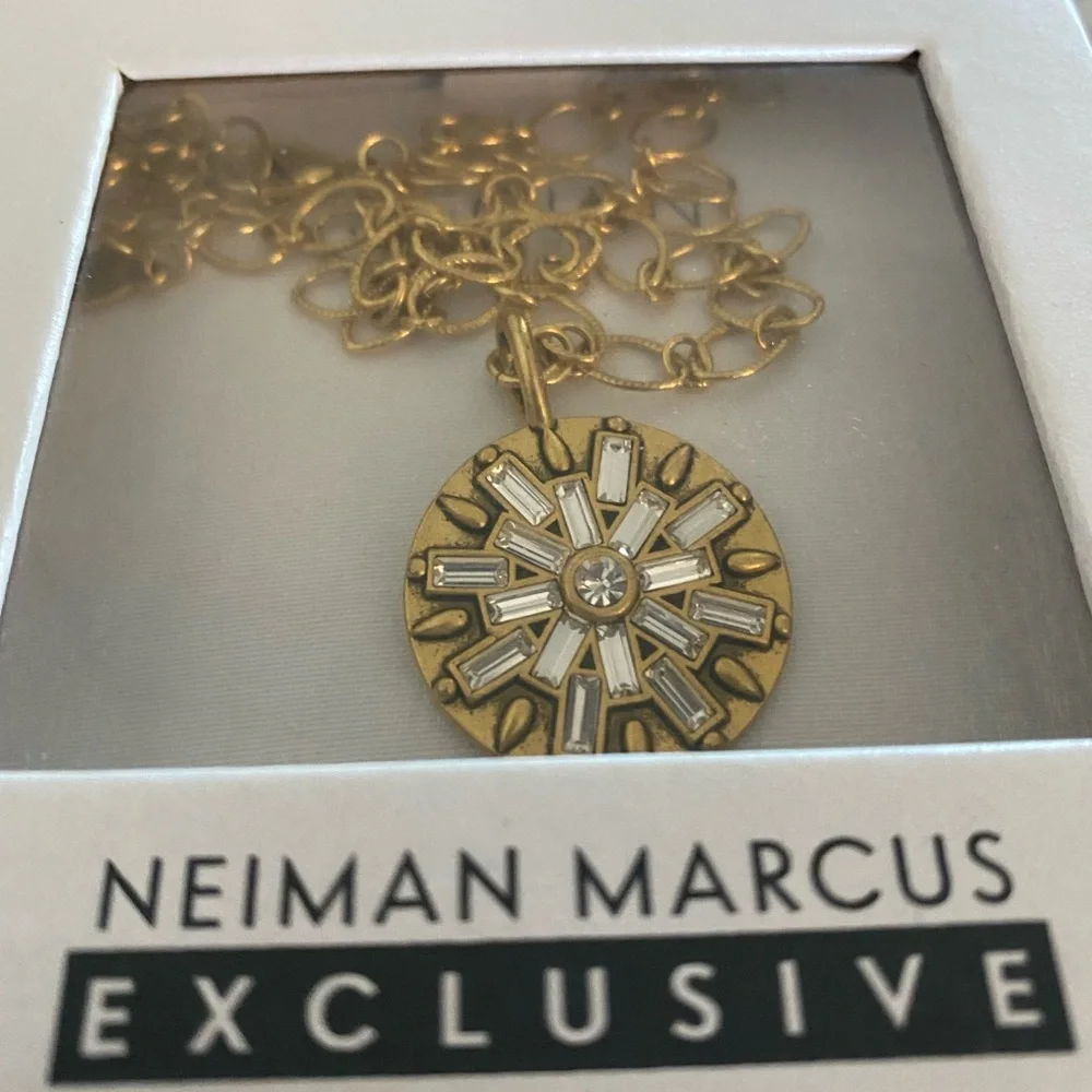 Neiman Marcus Necklace - Picture 3 of 4